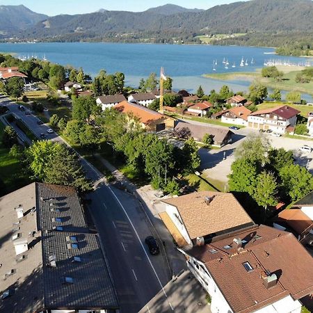 Sonniges Dg Apartment Nahe Bahnhof In Гмунд ам Тегернзее Екстериор снимка