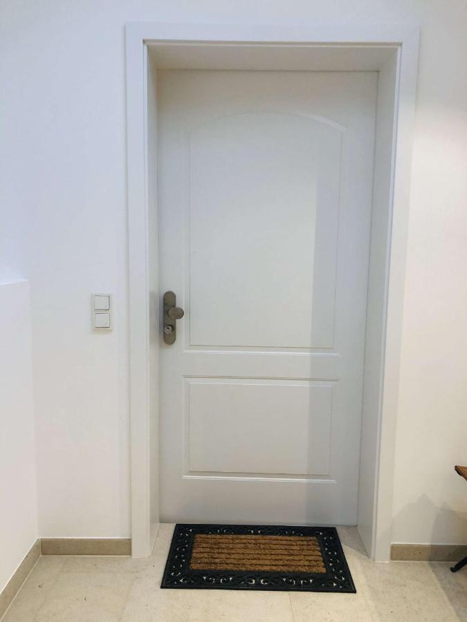Sonniges Dg Apartment Nahe Bahnhof In Гмунд ам Тегернзее Екстериор снимка